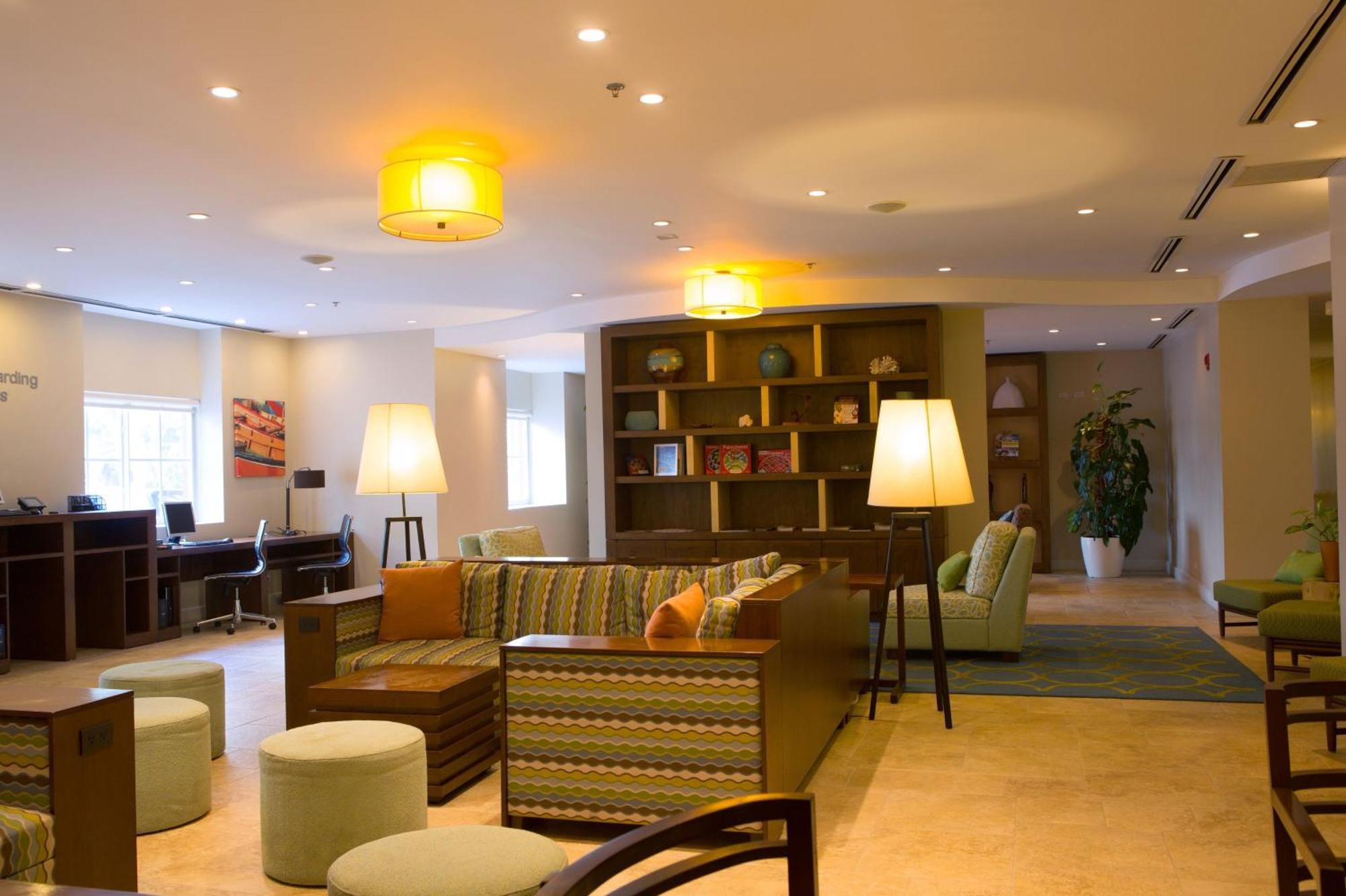 Hotel Courtyard By Marriott Bridgetown, Barbados Exterior foto
