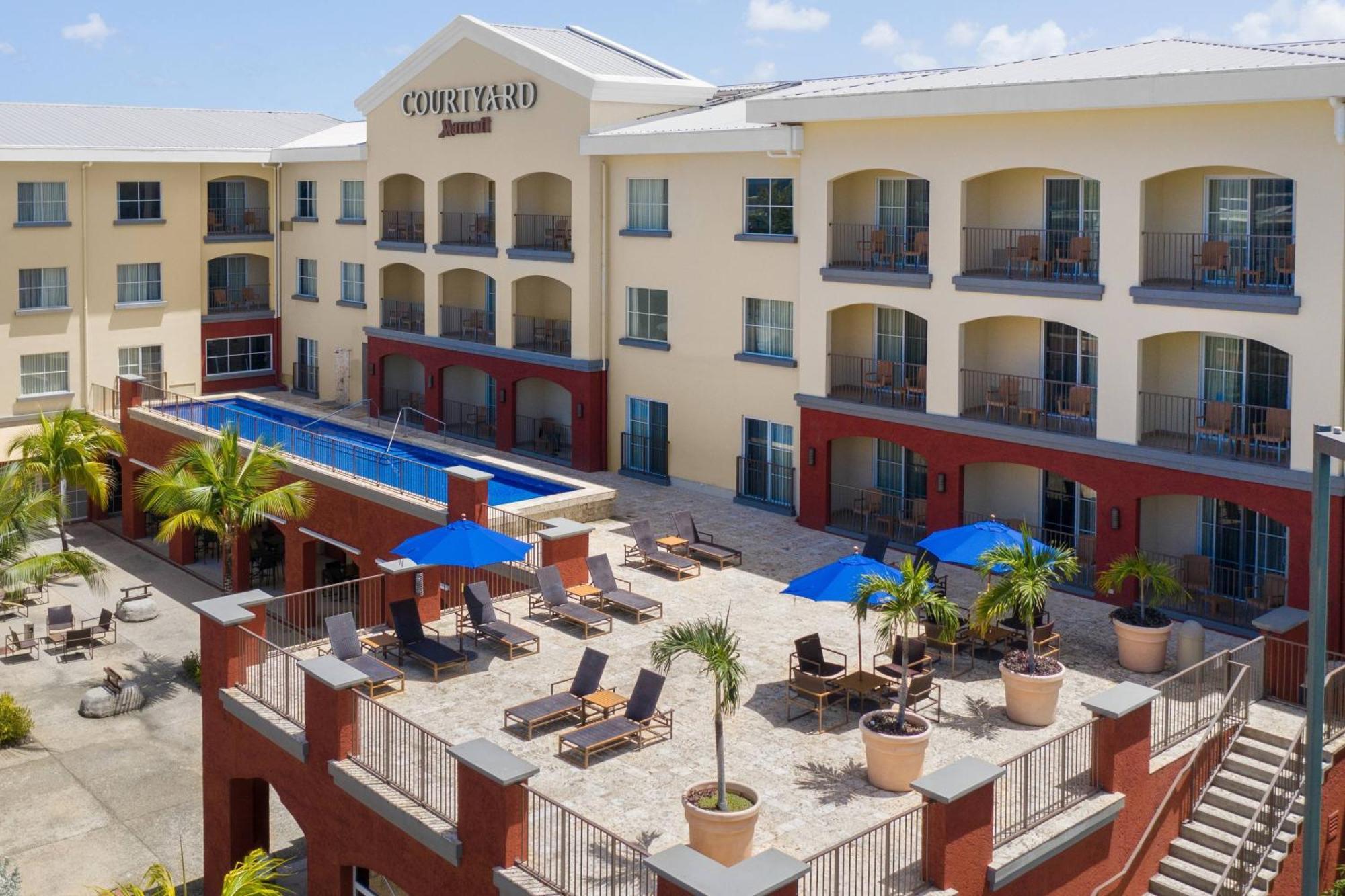 Hotel Courtyard By Marriott Bridgetown, Barbados Exterior foto