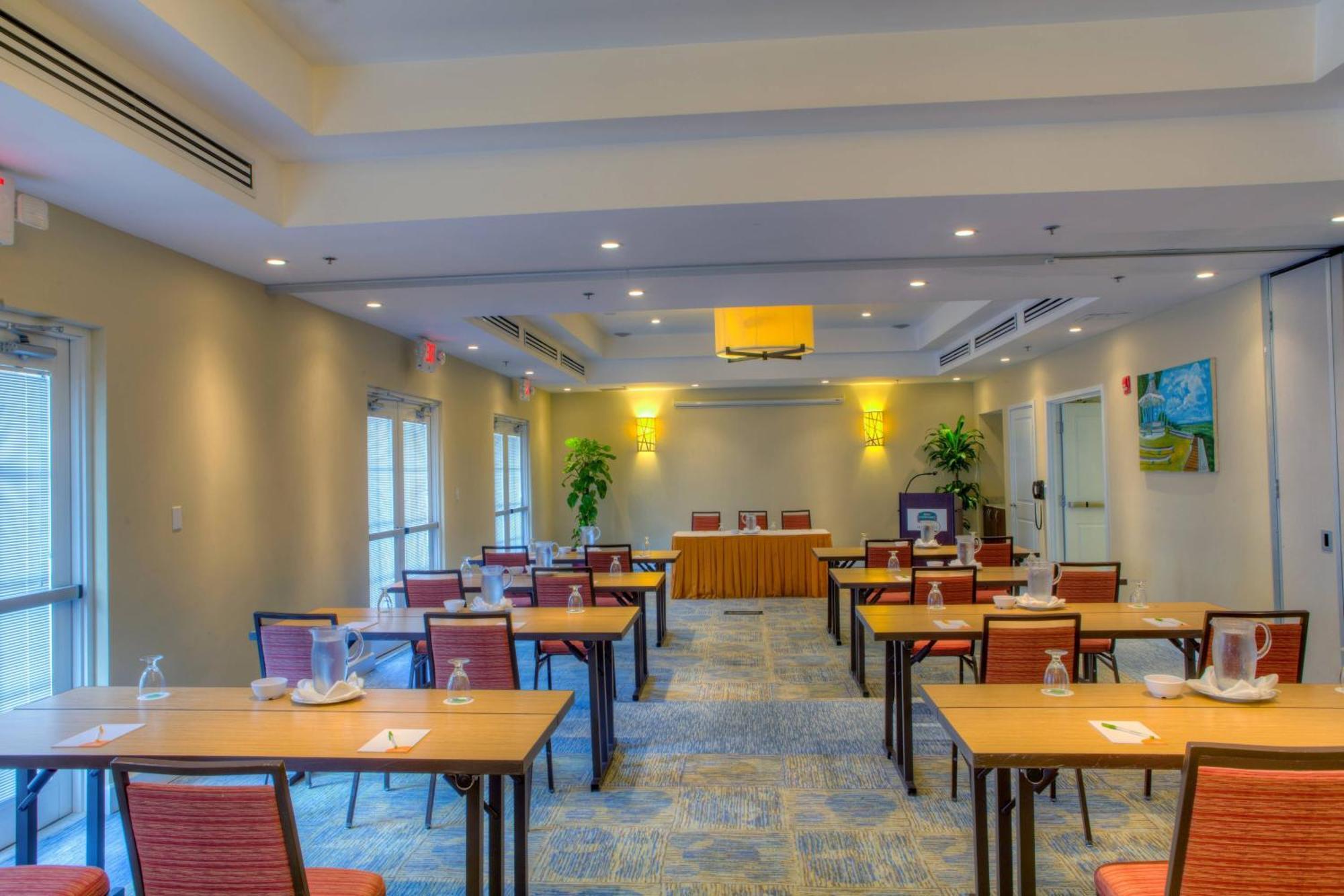 Hotel Courtyard By Marriott Bridgetown, Barbados Exterior foto