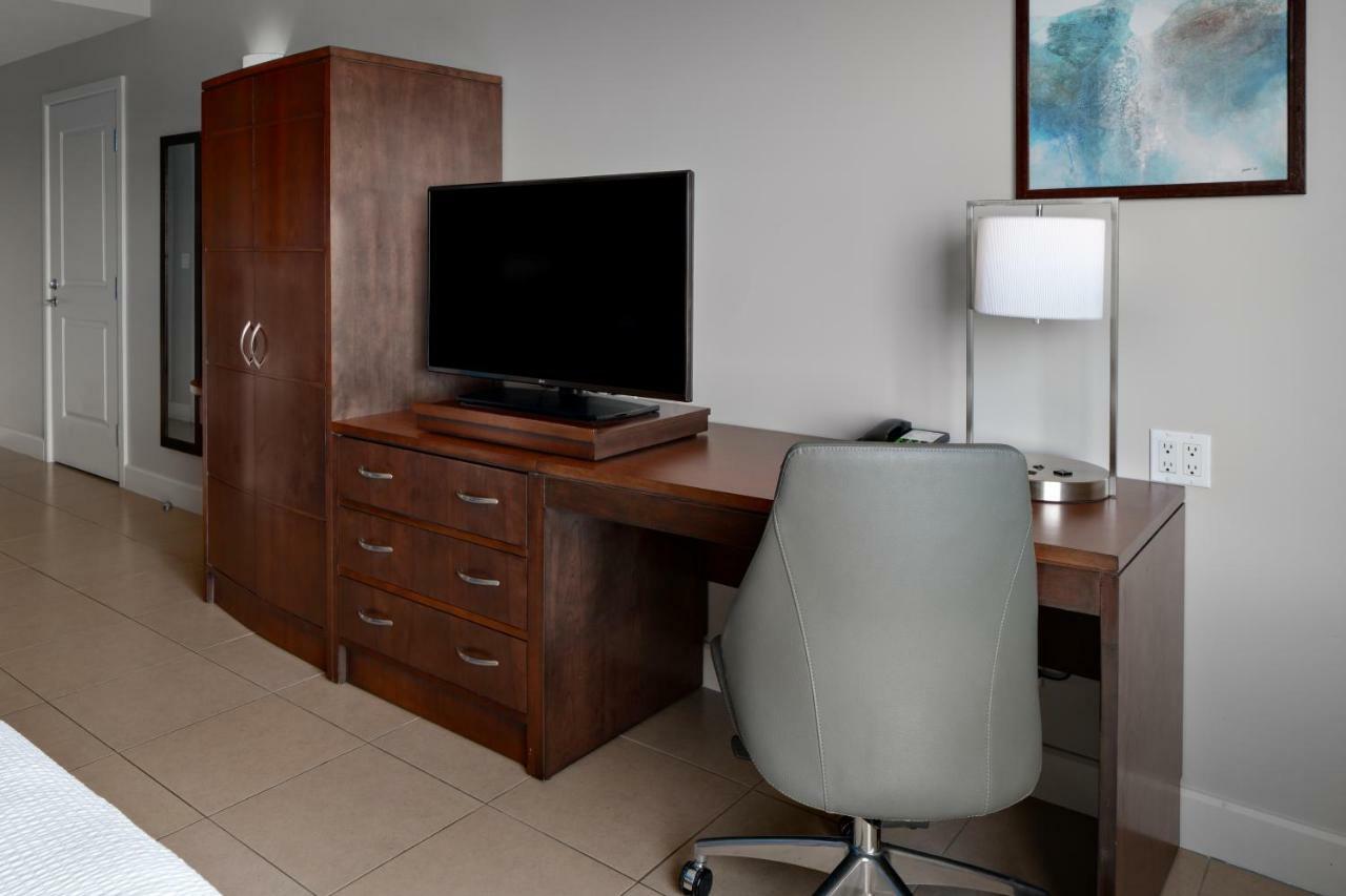 Hotel Courtyard By Marriott Bridgetown, Barbados Exterior foto