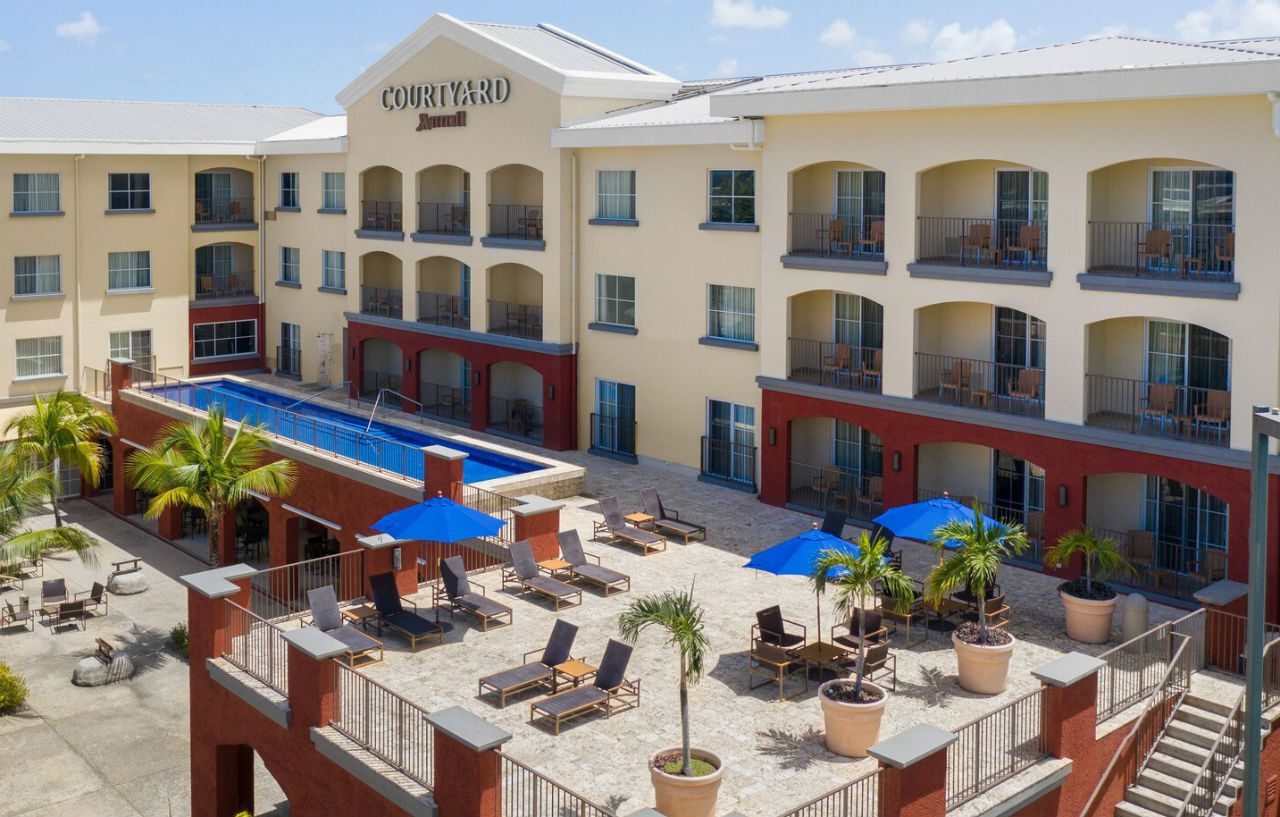 Hotel Courtyard By Marriott Bridgetown, Barbados Exterior foto